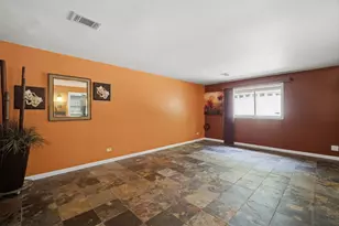 2176 N Westmoreland Dr, Palatine, IL 60074 - Photo 17