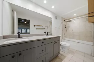 2000 S Michigan Ave, Chicago, IL 60616 - Photo 13