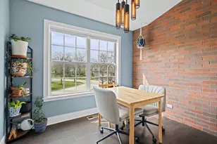 648 Portage Ct, Vernon Hills, IL 60061 - Photo 7