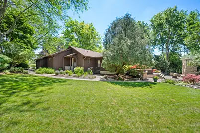 1311 Azalea Lane, Dekalb, IL 60115 - Photo 49