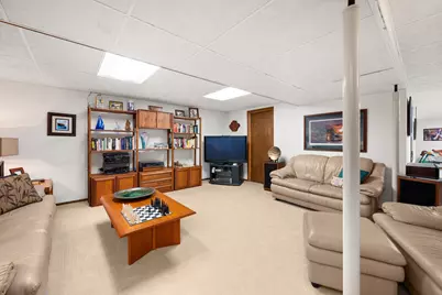 1311 Azalea Lane, Dekalb, IL 60115 - Photo 43