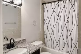 520 E Spruce Dr, Palatine, IL 60074 - Photo 9