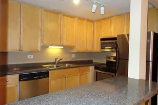 520 E Spruce Dr, Palatine, IL 60074 - Photo 3