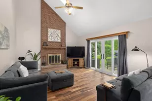 405 Blackhawk Dr, Batavia, IL 60510 - Photo 13