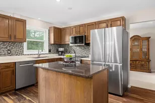 405 Blackhawk Dr, Batavia, IL 60510 - Photo 11