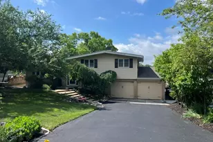 585 Killarney Pass Cir, Mundelein, IL 60060 - Photo 21