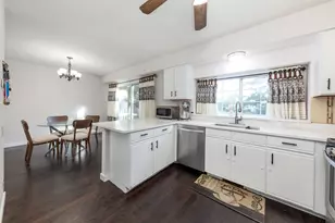 3531 St Annes Ct, Aurora, IL 60504 - Photo 9