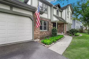 1232 Wilshire Dr, Naperville, IL 60540 - Photo 3