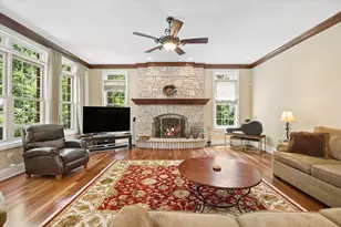 616 Driftwood Ct, Naperville, IL 60540 - Photo 17