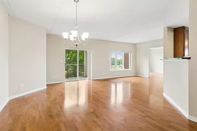 405 Village Green Court #304, Lincolnshire, IL 60069 - Photo 7