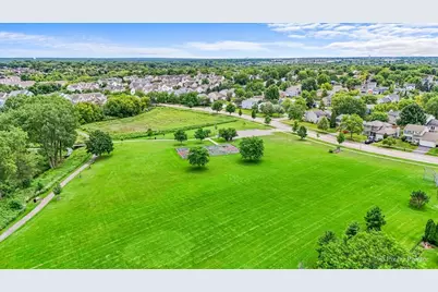 1441 Loch Lomond Drive, Crystal Lake, IL 60014 - Photo 3