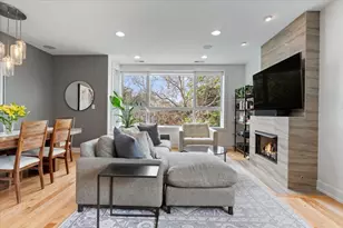 821 W Roscoe St, Chicago, IL 60657 - Photo 7
