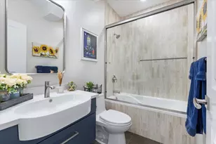 821 W Roscoe St, Chicago, IL 60657 - Photo 19