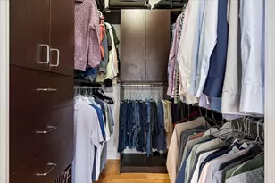 821 W Roscoe St, Chicago, IL 60657 - Photo 15
