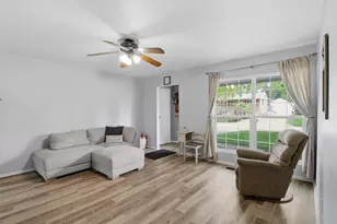 [Address not provided], Champaign, IL 61821 - Photo 3