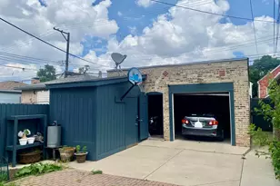 2535 S Christiana Ave, Chicago, IL 60623 - Photo 3