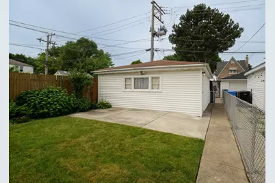 2820 N Mont Clare Avenue, Chicago, IL 60634 - Photo 21