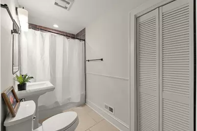 285 Hill Avenue #1, Glen Ellyn, IL 60137 - Photo 11