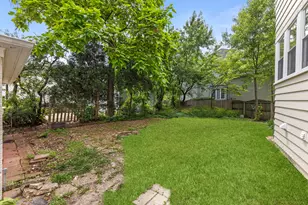 285 Hill Ave, Glen Ellyn, IL 60137 - Photo 17