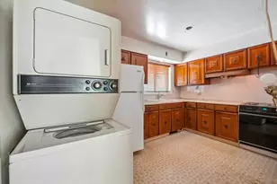 6961 N Oakley Ave, Chicago, IL 60645 - Photo 7