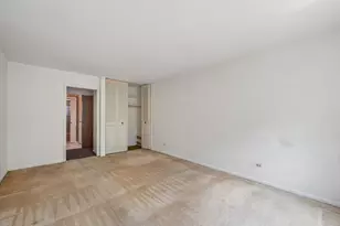 6961 N Oakley Ave, Chicago, IL 60645 - Photo 9