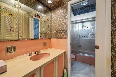 6961 N Oakley Avenue #209B, Chicago, IL 60645 - Photo 11