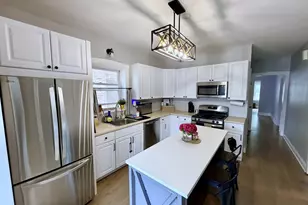 6302 W Holbrook St, Chicago, IL 60646 - Photo 11