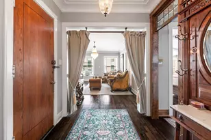 609 W Addison St, Chicago, IL 60613 - Photo 3