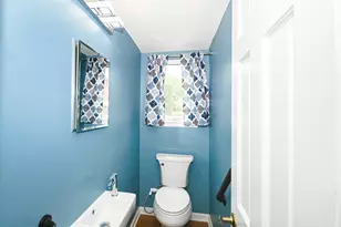 18W177 Lowell Ln, Villa Park, IL 60181 - Photo 11