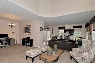9870 Williams Dr, Huntley, IL 60142 - Photo 3