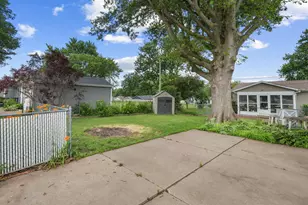 708 14th Ave, Orion, IL 61273 - Photo 25