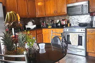 3314 W 66th St, Chicago, IL 60629 - Photo 5