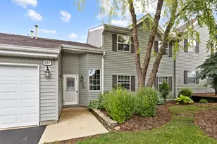 557 E Shag Bark Ln, Streamwood, IL 60107 - Photo 17