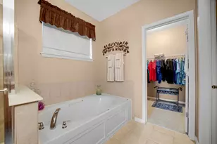 442 Winterberry Dr, Yorkville, IL 60560 - Photo 19