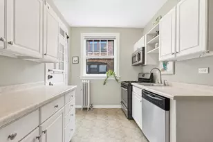5447 S East View Park St, Chicago, IL 60615 - Photo 13