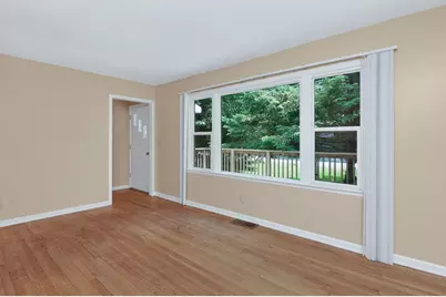 7N092 Smith Street, South Elgin, IL 60177 - Photo 3
