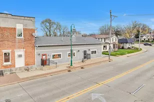 14 W Washington St, Oswego, IL 60543 - Photo 1