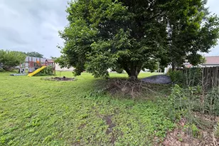 111 Orchard St, Catlin, IL 61817 - Photo 13