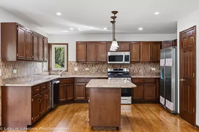1876 Marne Road, Bolingbrook, IL 60490 - Photo 7
