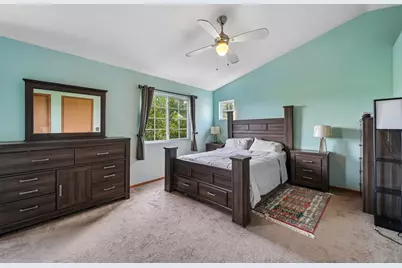 949 E Savannah Drive, Romeoville, IL 60446 - Photo 7