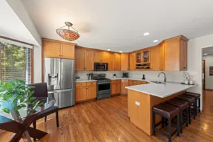 14306 S Blue Spruce Ct, Orland Park, IL 60462 - Photo 7