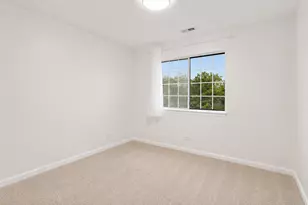 2134 Northwind Cir, Schaumburg, IL 60194 - Photo 15