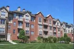 1950 Farnsworth Ln, Northbrook, IL 60062 - Photo 1
