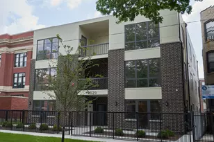 6029 S Champlain Ave, Chicago, IL 60637 - Photo 1