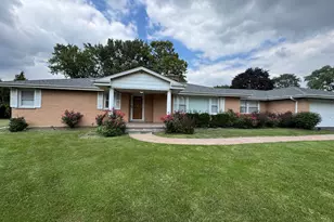 7450 Webster St, Downers Grove, IL 60516 - Photo 1