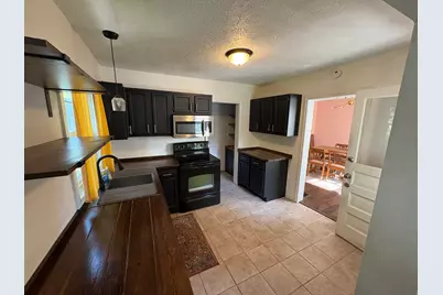 2226 Latham Street, Rockford, IL 61103 - Photo 3