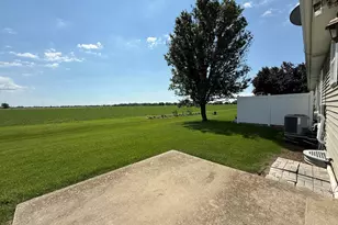 5692 Hearthside Dr, Bourbonnais, IL 60914 - Photo 3