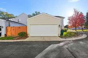 125 Presidential Blvd, Oswego, IL 60543 - Photo 31