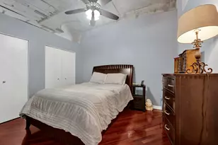 1151 W 14th Pl, Chicago, IL 60608 - Photo 13