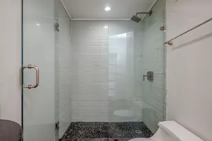 175 E Delaware Pl, Chicago, IL 60611 - Photo 13